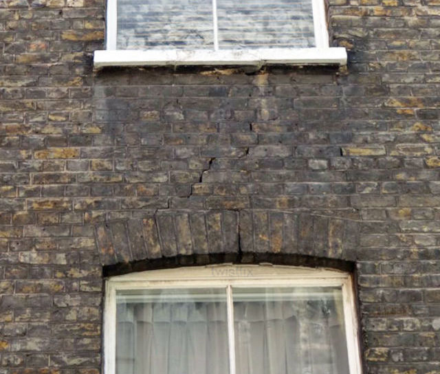 Crack Stitching Restores Period Property