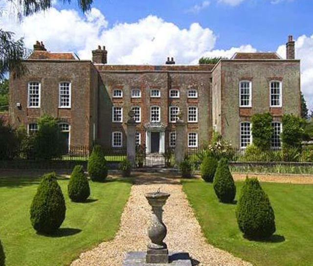 Masonry Repair to Grade II Listed Building