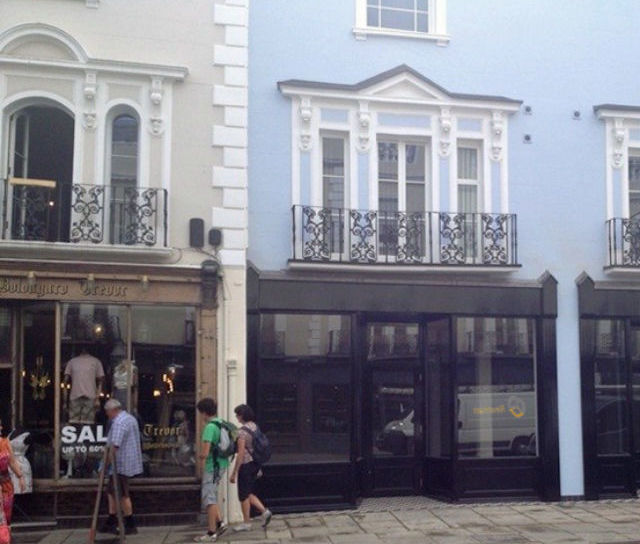 Structural Repairs to London Café