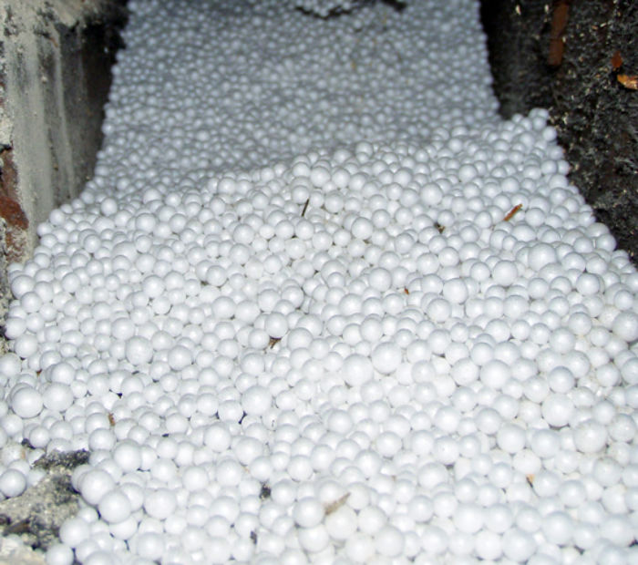 Polystyrene-bead-insulation