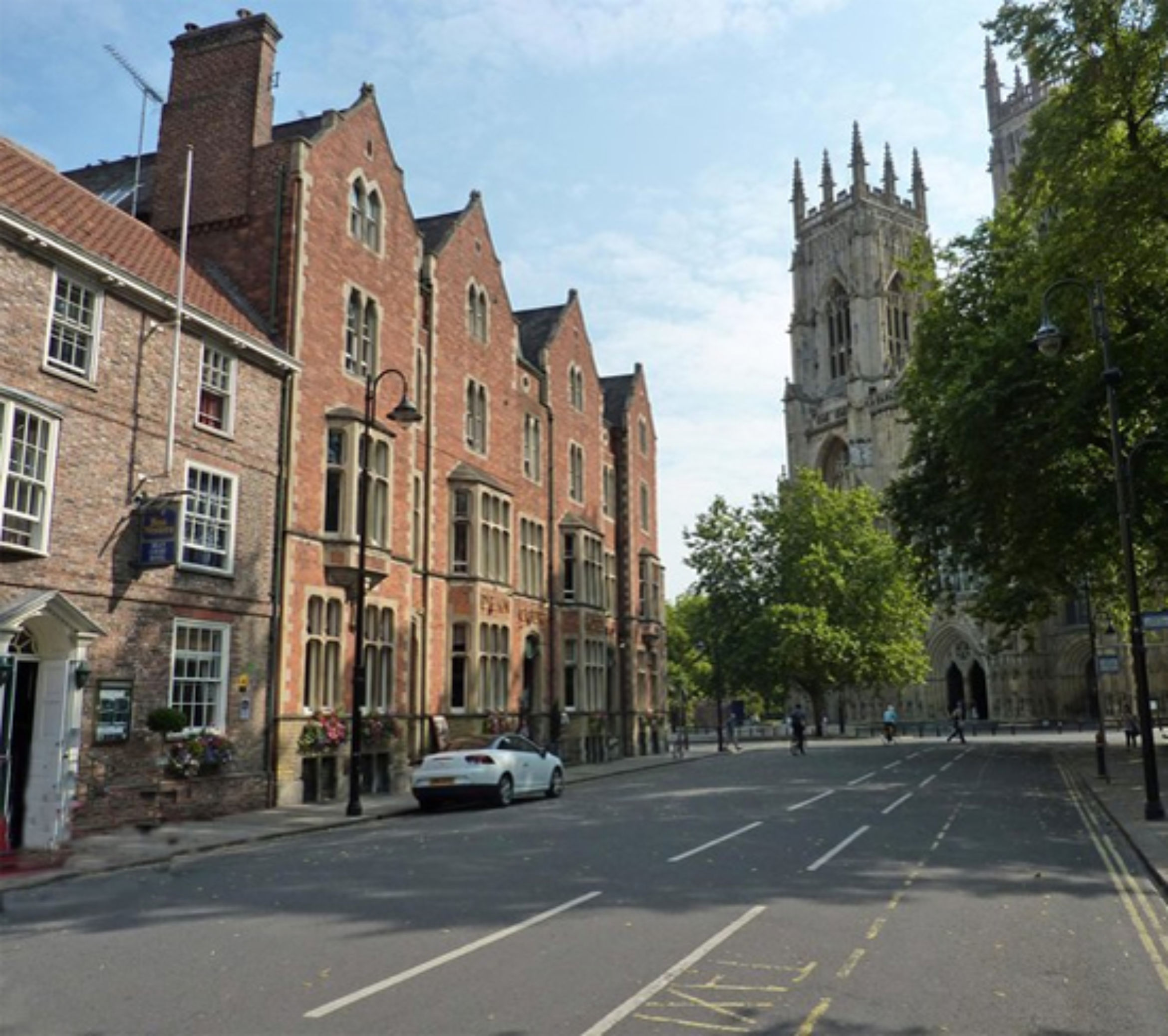 york minster houses