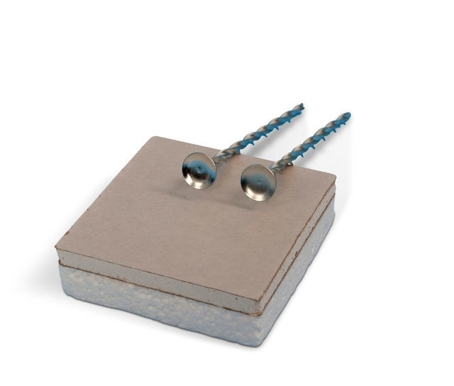 The Best Method for Fixing Insulated Plasterboard